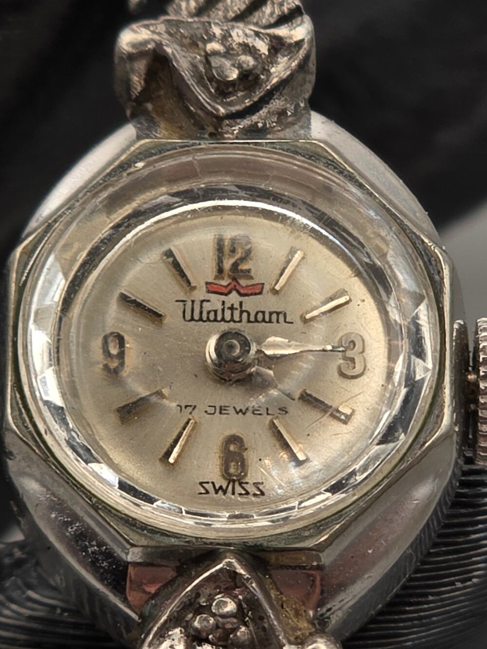 Waltham Ladies Mechanical Watch 10K RGP Bezel 17 Jewels Vintage